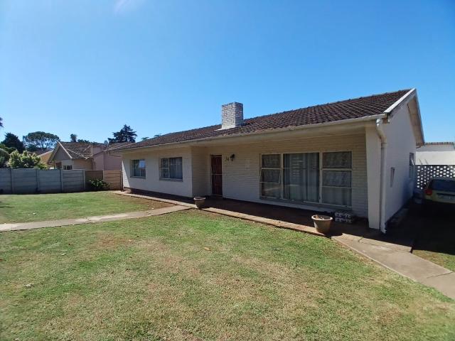 R9,500 pm 3 Bedroom House To Let in Levyvale