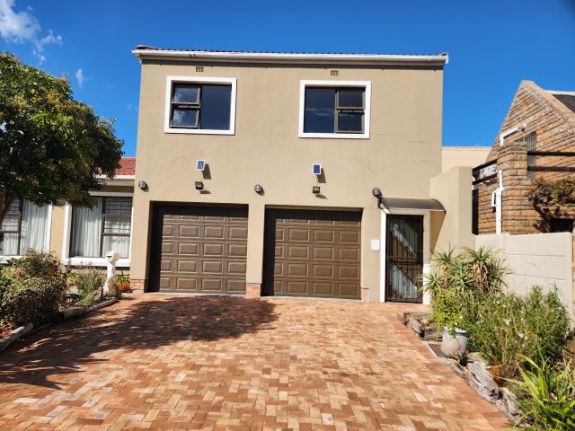 R9,500 pm 1 Bedroom Studio Apartment To Let in De Tijger