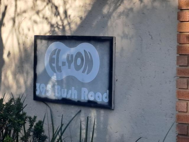 R9,900 pm 2 Bedroom Townhouse To Let in Willow Park Manor
