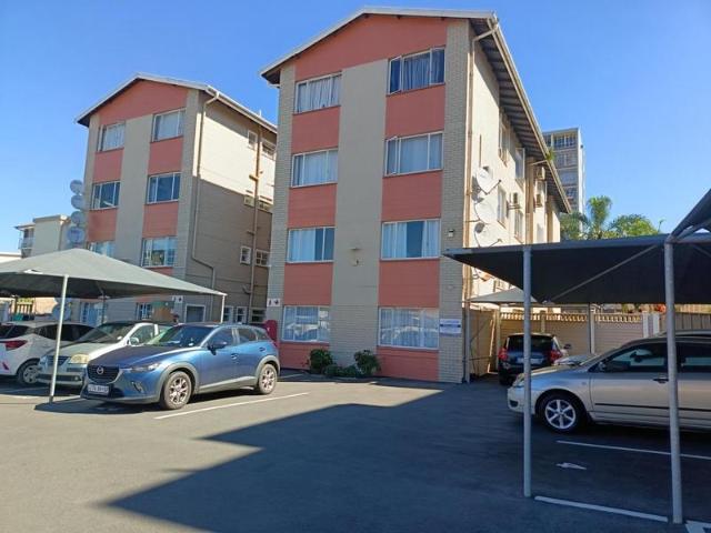 R9 000 | 2 Bedroom Apartment / Flat For Rent in Essenwood, Durban