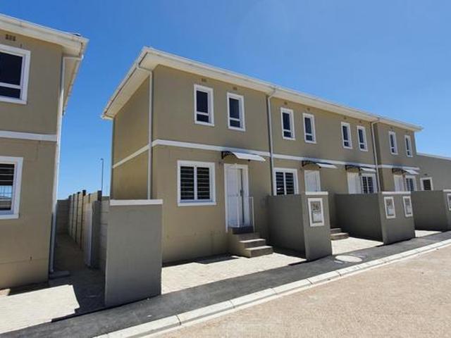 R9 250 | 2 Bedroom House For Rent in Rivergate, Milnerton