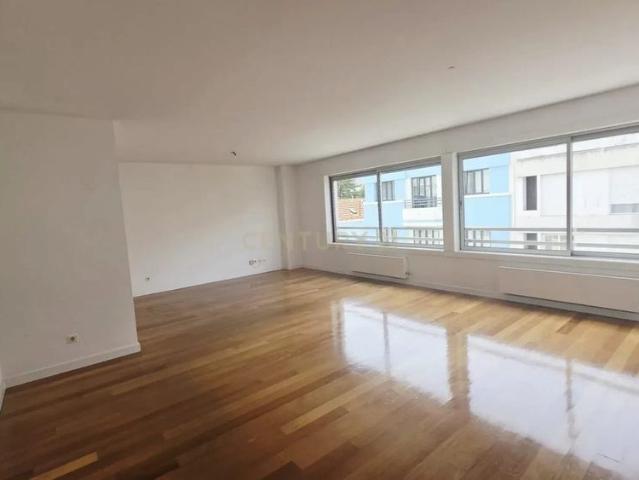 R DR ANTÓNIO CNDIDO 8 3 B, Avenidas Novas, Lisbon 1050 076