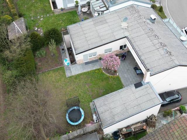 R E S E R V I E R T ! Reizendes Ein bis Zweifamilienhaus mit tollem Garten in guter Lage direkt in Sigmaringen
