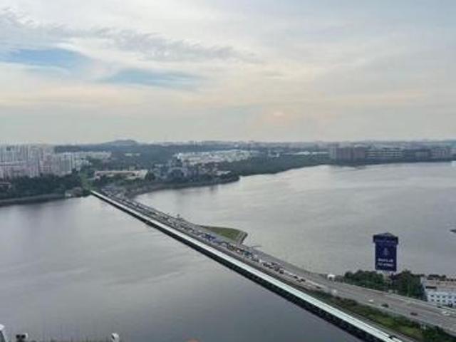 R F Phase 2 2 Bed Enclosed kitchen Full Furnished partial seaview