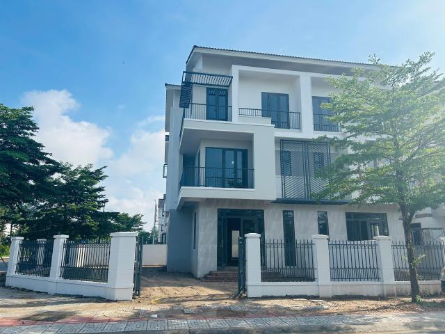 Rổ hàng F0 biệt thự view công viên, số lượng giới hạn, sổ lâu dài
