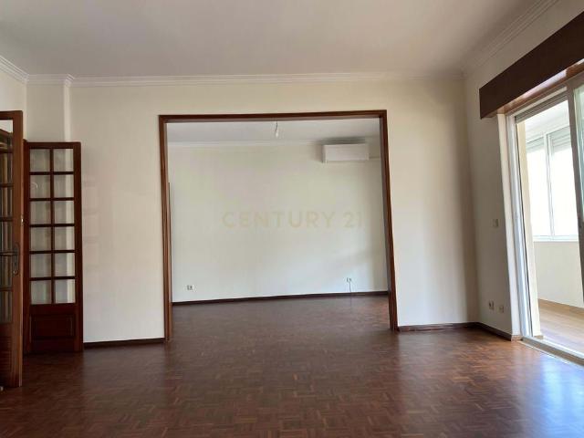 R INOCÊNCIO FRANCISCO DA SILVA 3 9º piso / 7º andar, São Domingos de Benfica, Lisbon 1500 348