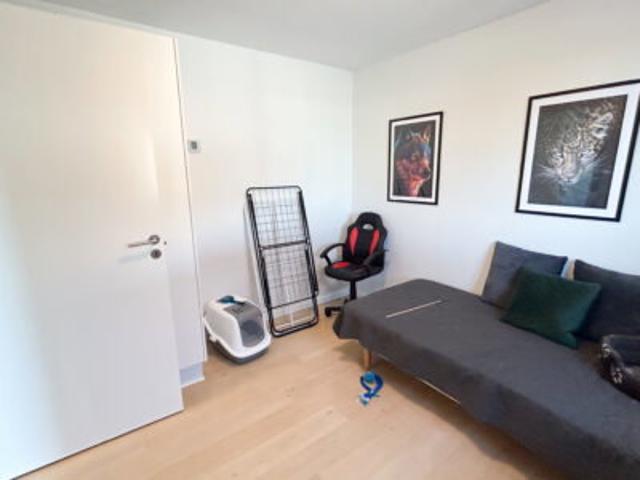 Rækkehus i 2 plan med terrasse og altan