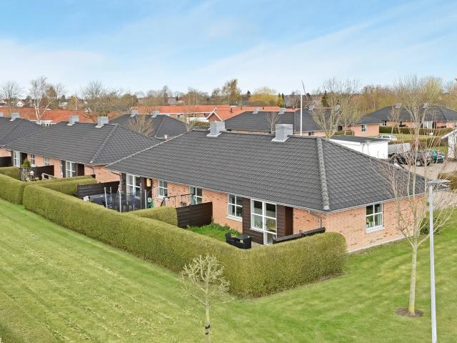 Rækkehuse i 5 byer med have og fællesfaciliteter
