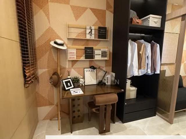 R Suites Chancery Residences
