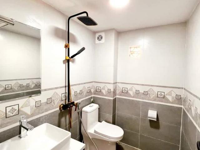 Rất hiếm! Nhà 45m 5 Tầng Tứ Hiệp, oto tránh, KD ngày đêm giá chỉ nhỉnh 5 tỷ