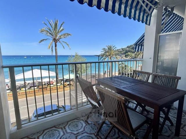 Rcm Magnifique 3 piéces en front de mer Parking & Cave 47m² Roquebrune Cap Martin