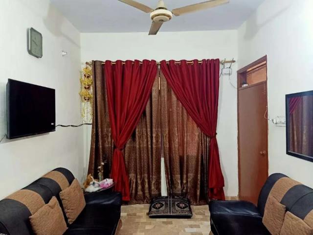 Rcc 3.5 plus ROOF with SOLAR PANELS Karachi Abul Hassan Isphani Road ID 16465