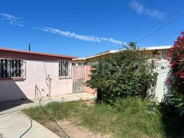 RCV 1473 CASA EN VENTA COL EL MIRADOR, 1 NIVEL