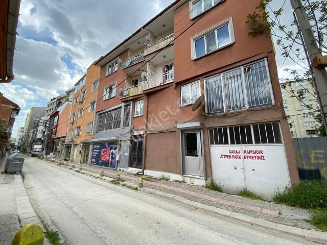 Çırağan Emlak'tan Sakarya 1 Caddesi Halkbank Arasında 3+1 Daire