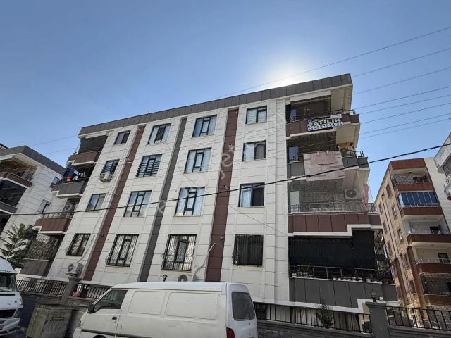 Çırağan'dan Ahmet Erseven'de Site İçerisinde Satılık 4+1 Daire
