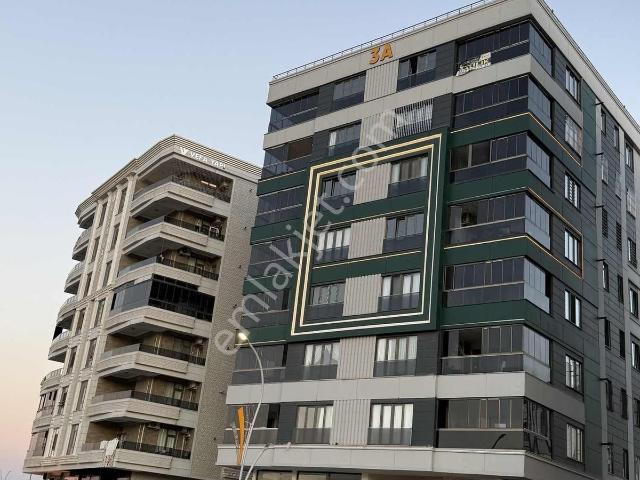Çırağan'dan Kanal Boyun'da Satılık 4+1 Site İçi Ultra Lüks Daire
