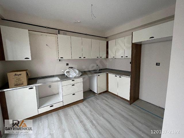 RA GAYRİMENKUL KAVAKLI MH SİTE İÇERİSİNDE KİRALIK DAİRE
