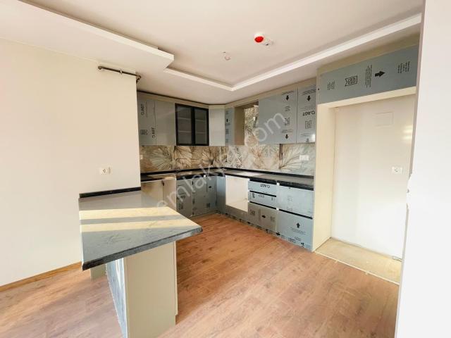 Ra Gayrimenkul İncirlikuyu Mah Kiralık Daire 4+1
