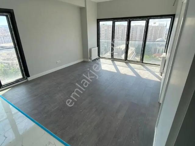 Raşit Yıldız sancaktepe Çamsanpark Residence 1+1 Satılık Daire