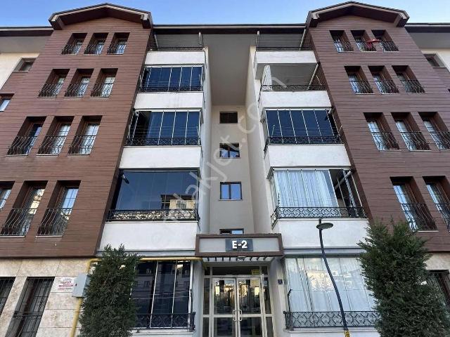 Ramada Otel Yanı 3+1 Zemin Kat Satılık Daire açıklamayı Okuyun