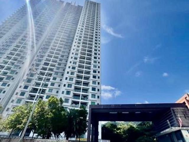 Ramah Pavilion 3 Carpark Corner Unit Renovated Strata Ready