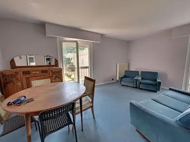 Rambouillet 78120 Achat / Vente appartement 2 pièces t2 au dernier étage cave