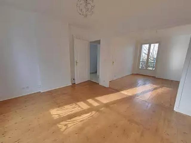 Rambouillet 78120 Achat / Vente immeuble au dernier étage cave