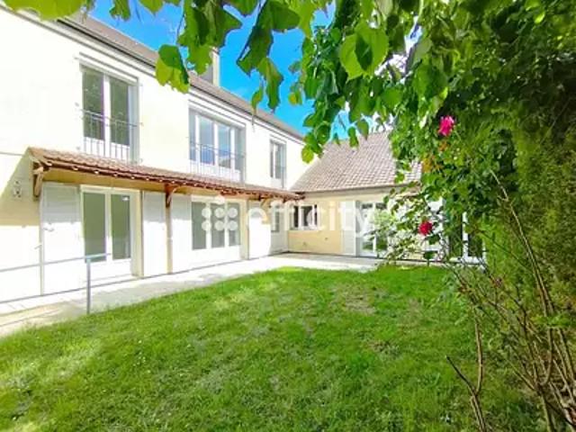 Rambouillet 78120 Achat / Vente maison 7 pièces t7 jardin terrasse