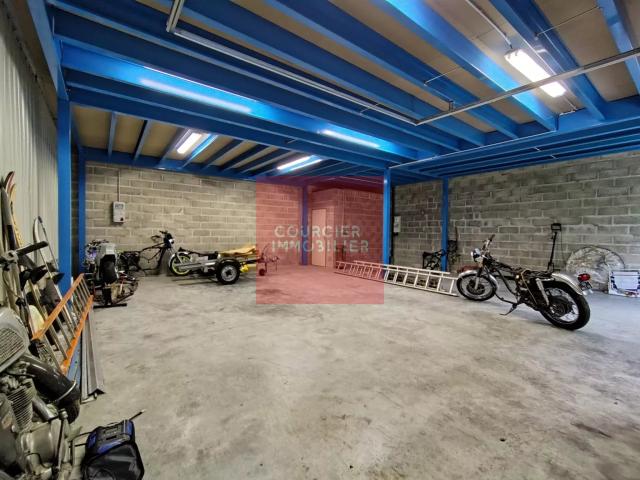 RAMBOUILLET 78 LOCATION ENTREPOT 100 M²