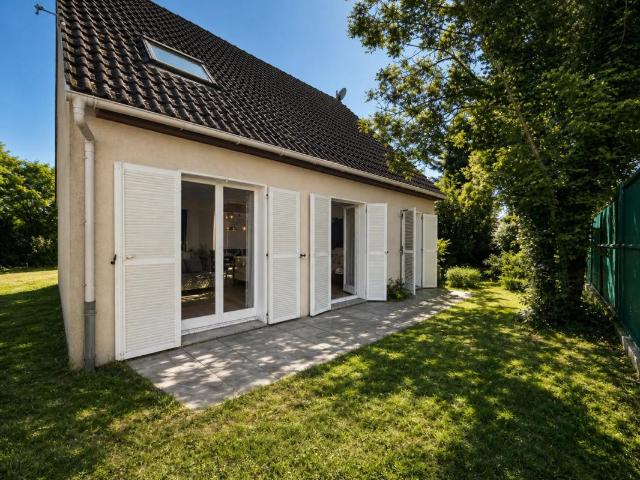 Rambouillet centre – Bien à fort potentiel avec atelier indépendant