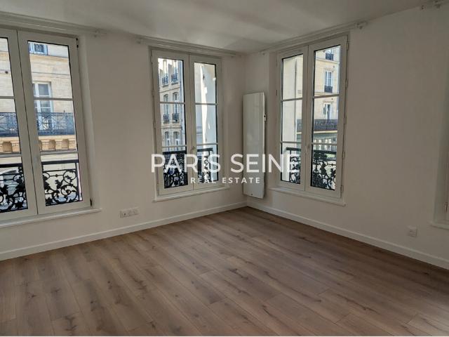 RAMBUTEAU * Studio vide de 28 m² en parfait état !