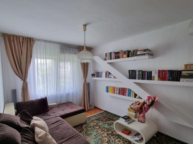 RAMDA, Apartament de vanzare 3 camere zona Rogerius