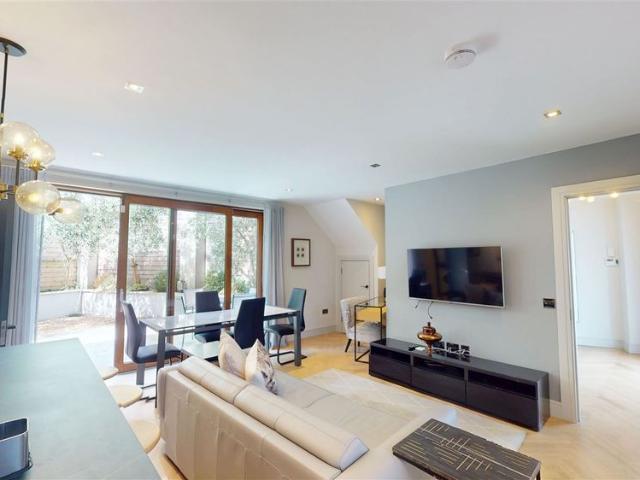 Rampart Lane, Donnybrook, Dublin 4