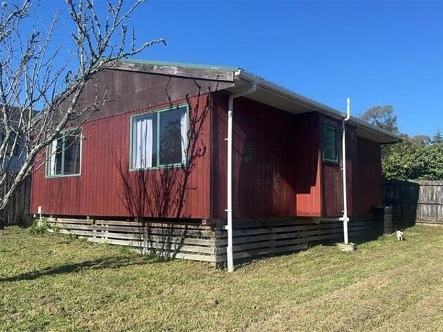 ranui, 2 bedrooms