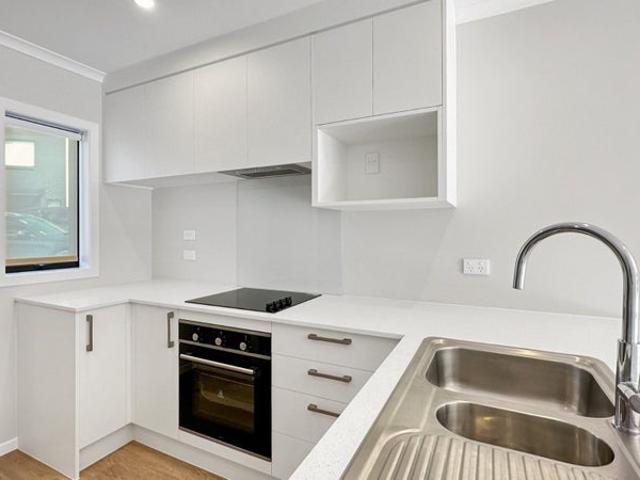 ranui, 2 bedrooms