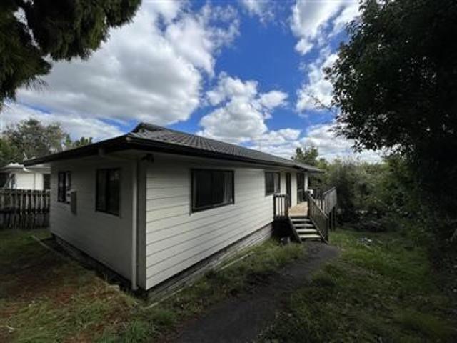 ranui, 3 bedrooms