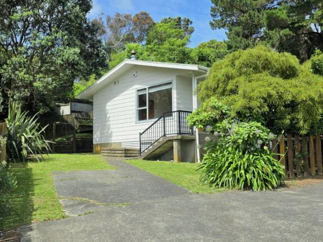 ranui heights, 2 bedrooms