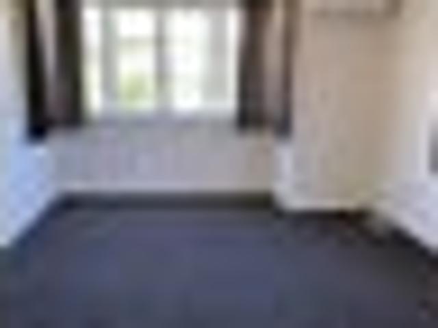 Ranui Heights, 2 bedrooms, $550 pw