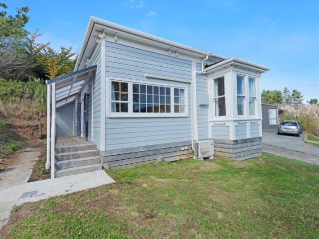 ranui heights, 3 bedrooms