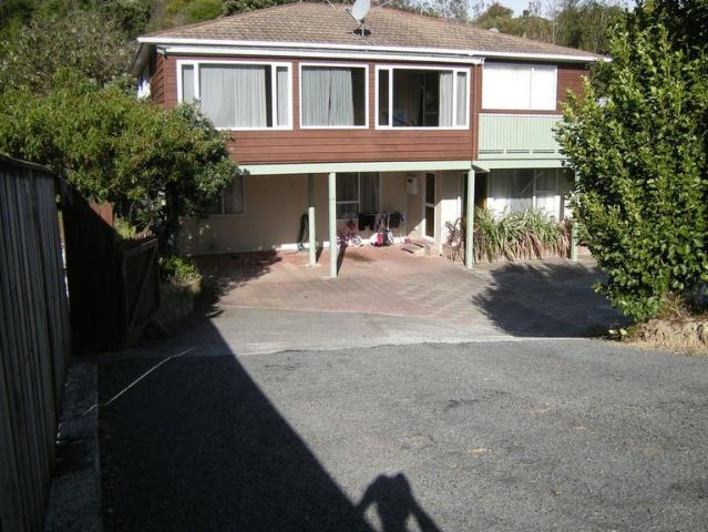 ranui heights, 3 bedrooms