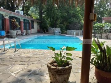 Rancho en venta en Centro Villa De Garcia casco