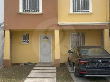 Rancho Nuevo: Casa en condominio en venta en Villa Sol