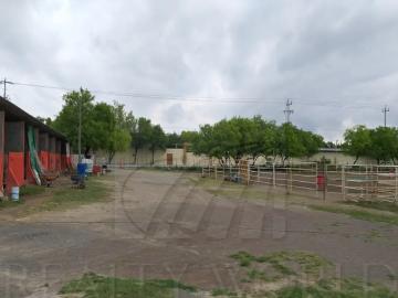 Pequeño Rancho en Renta en Marín, Nuevo León con usos mixtos a 5 minutos de la plaza de Marín