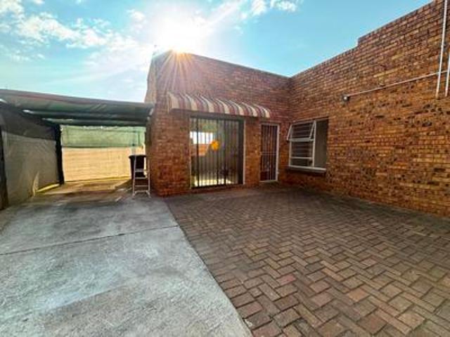 rand colleries cottage to let