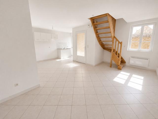 RÂNES APPARTEMENT EN RENOVATION