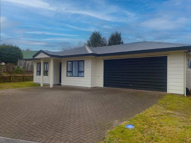 rangatira park, 3 bedrooms