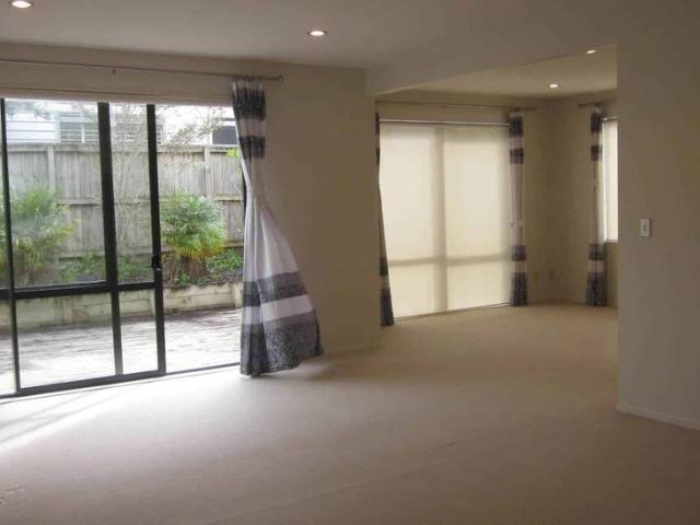 Rangitoto ZONE OPPORTUNITY KNOCKS