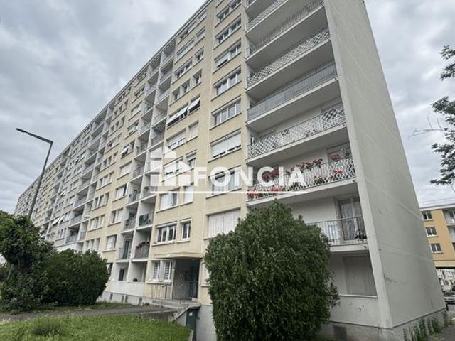 RANGUEIL FACULTES: T4 avec balcon, cave et garage