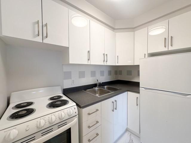 Ranleigh Manor 1 Bedroom Apartment for Rent at 56 Ranleigh Ave, Toronto, ON M4N 1X1 Bedford Park