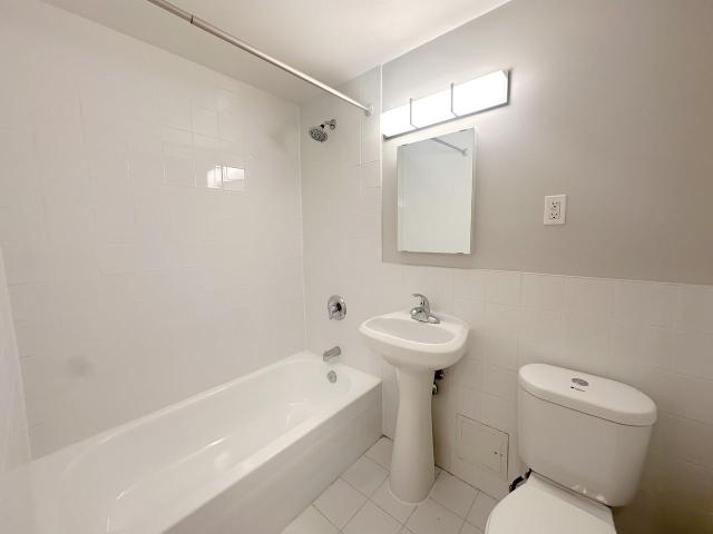 Ranleigh Manor 1 Bedroom Apartment for Rent at 56 Ranleigh Ave, Toronto, ON M4N 1X1 Bedford Park